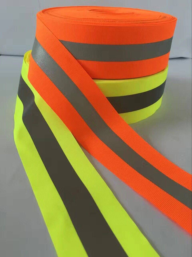 Cuon-phan-quang-ban-5cm-dai-100m (5)